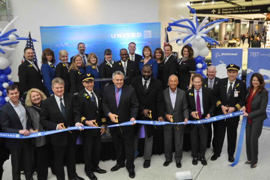 Houston travelers enjoy a ‘g’day’ with celebration of the inaugural United flight to Sydney
