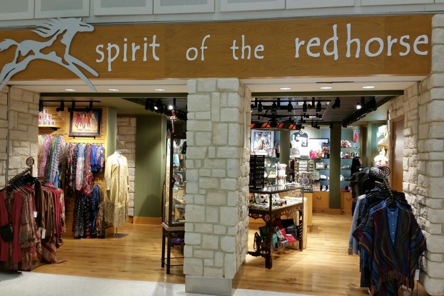 Top 10 Gift Suggestions for Valentine’s Day from Houston Airports