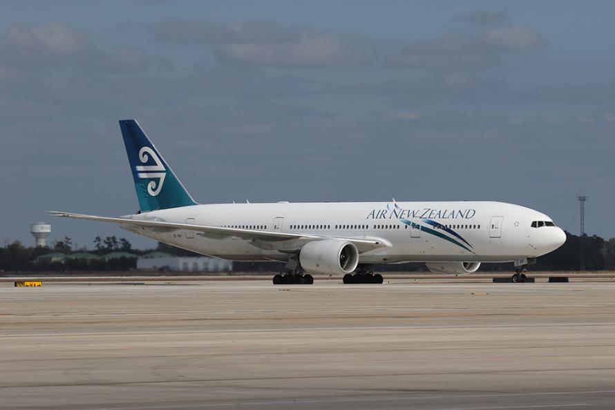 Air New Zealand Lands in Houston