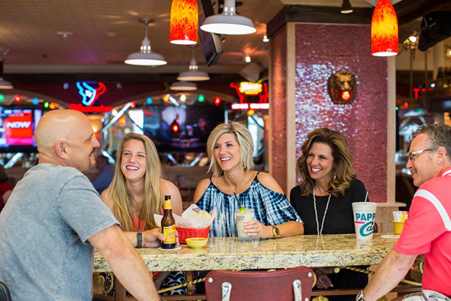 Restaurants at Houston Airports rank high among USA Today 10Best voters