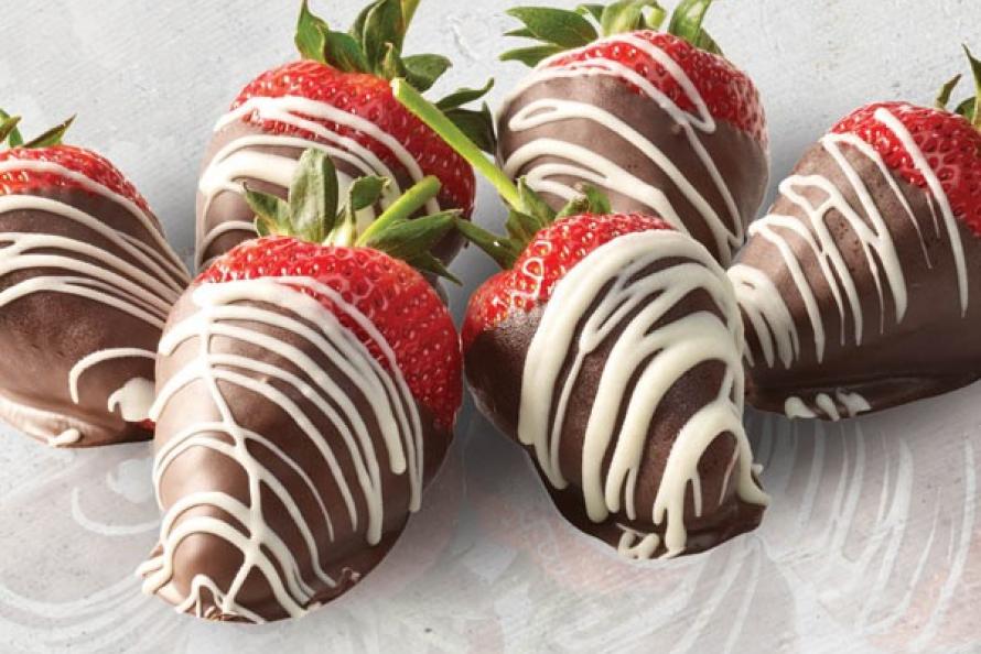 Top 10 Gift Suggestions for Valentine’s Day from Houston Airports